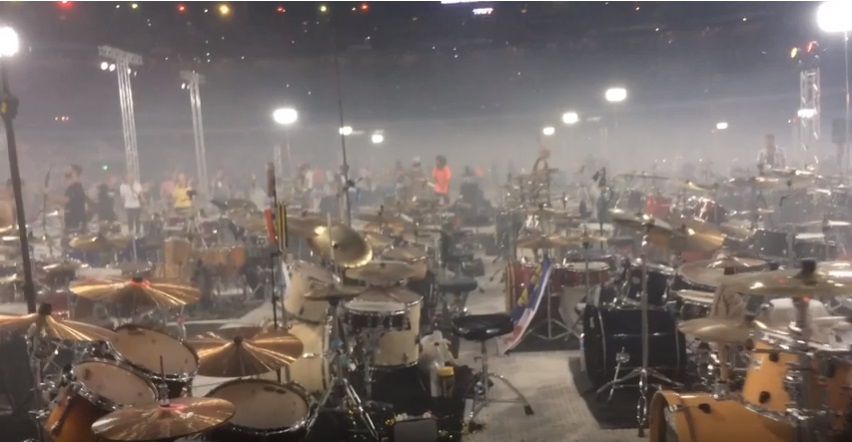 Rockin 1000 stade de france batteries la mienne est en blanche